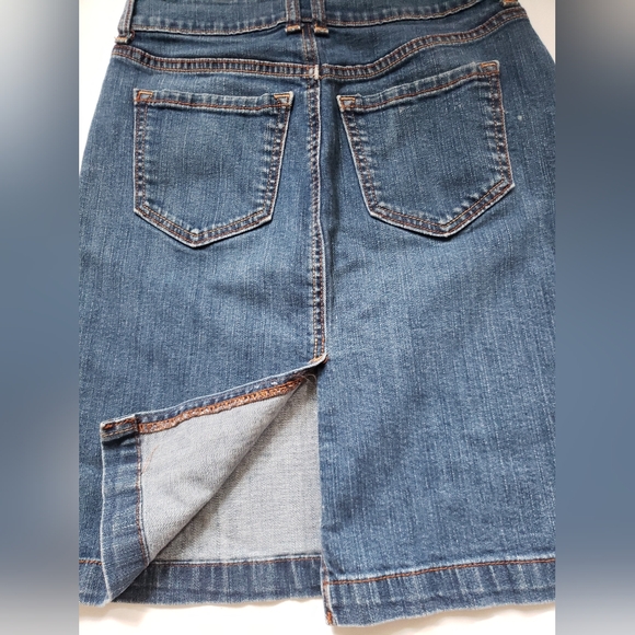 Denim Skirt Blue Women's Size 0 Old Navy Old School Style Double Button Slit - Picture 5 of 6